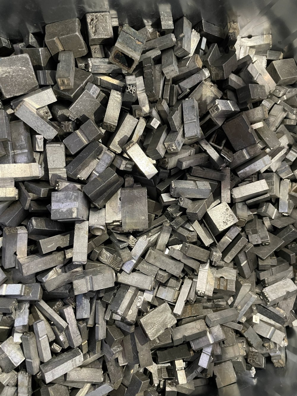 活字鉛(硬鉛屑)